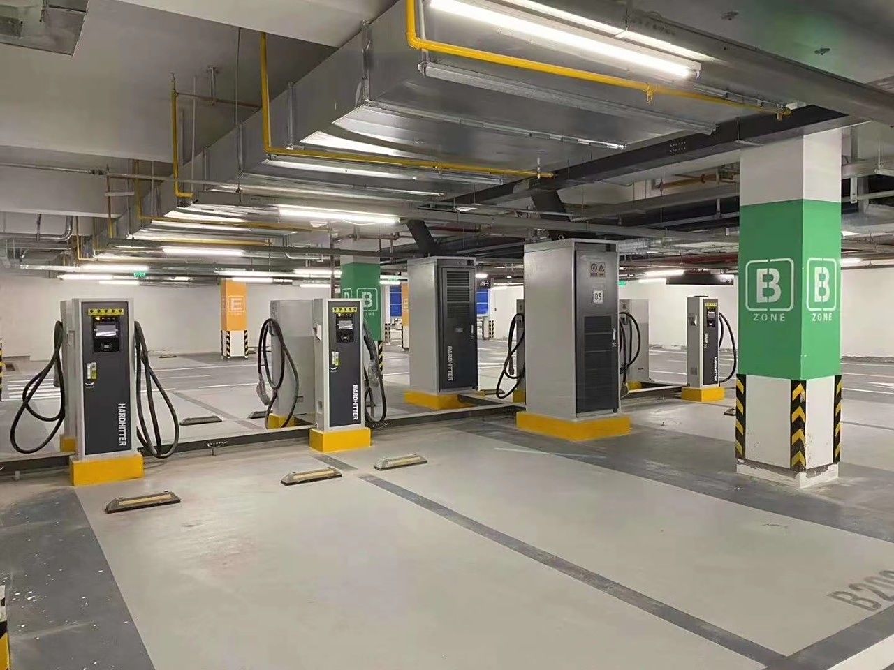 停车场充电桩配置 从增值服务到行业标准的新常态